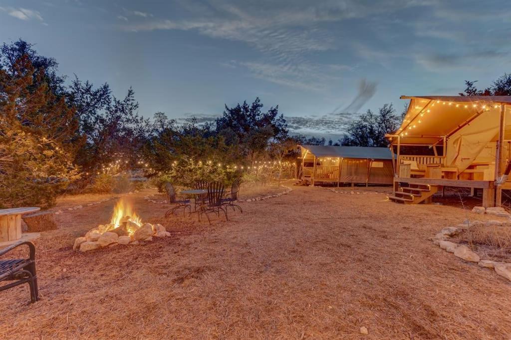 12 Fires Luxury Glamping With Heating #3 Hotell Johnson City Exteriör bild