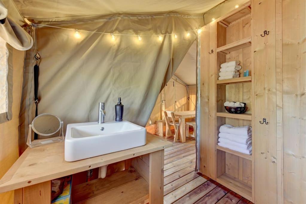 12 Fires Luxury Glamping With Heating #3 Hotell Johnson City Exteriör bild